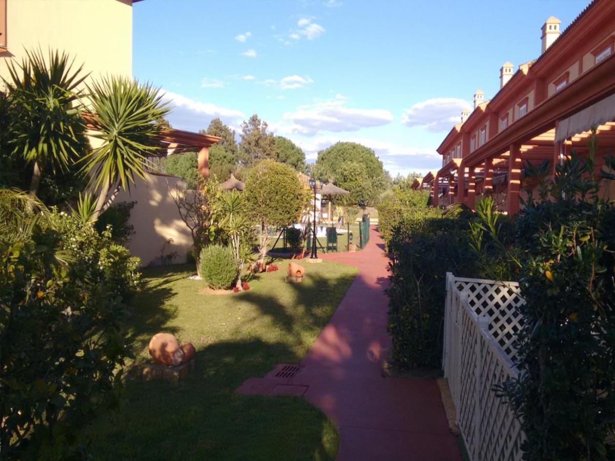 Life Apartments Costa Ballena Exterior photo
