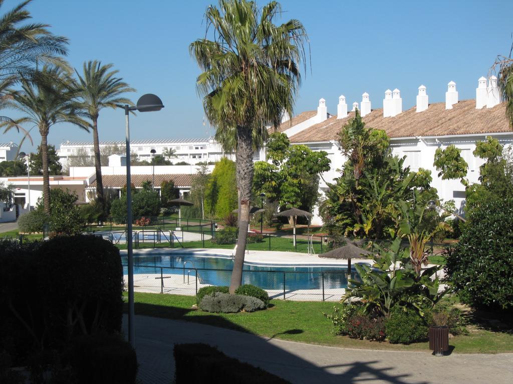 Life Apartments Costa Ballena Exterior photo
