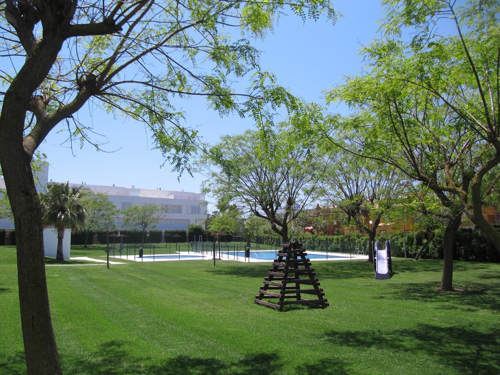 Life Apartments Costa Ballena Exterior photo