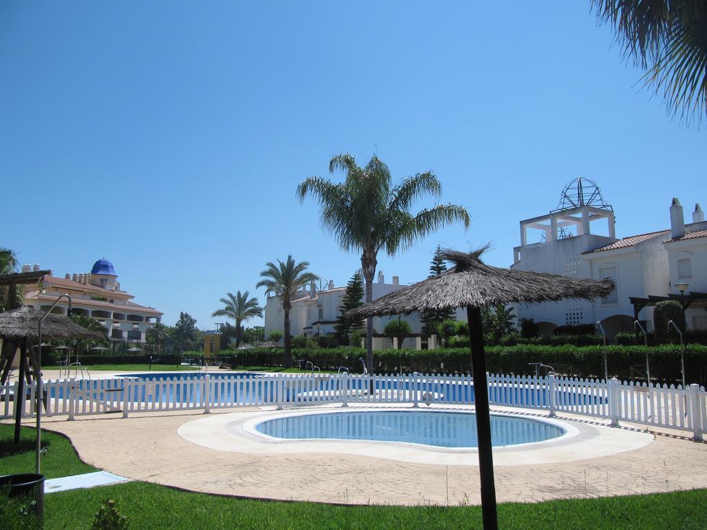 Life Apartments Costa Ballena Exterior photo